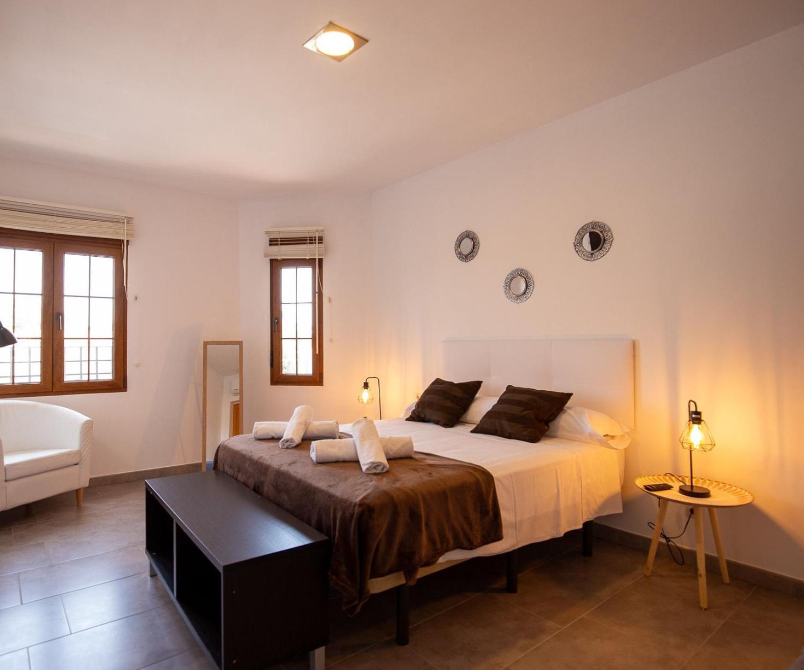 La Mancha Suites Casa Rural Pedro Munoz ภายนอก รูปภาพ