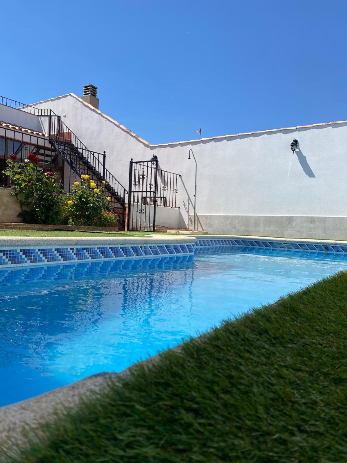 La Mancha Suites Casa Rural Pedro Munoz ภายนอก รูปภาพ